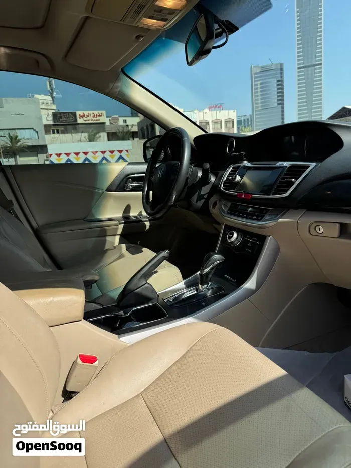 Honda Accord 2015 photo 2
