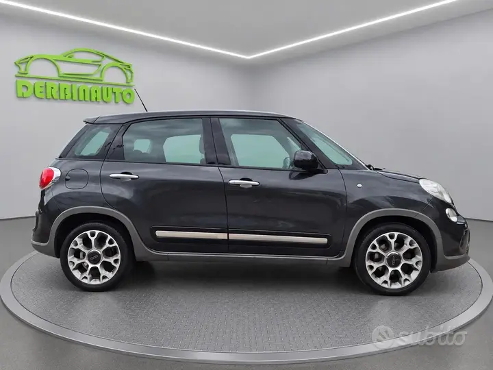 Fiat 500L 2016 photo 2