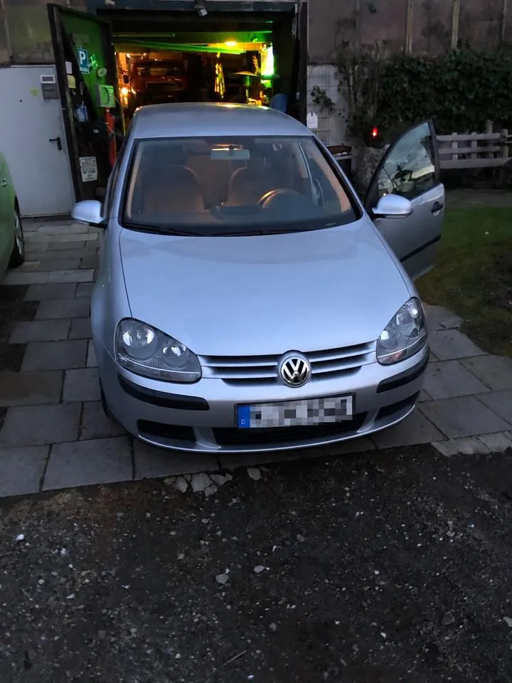 Volkswagen Golf V