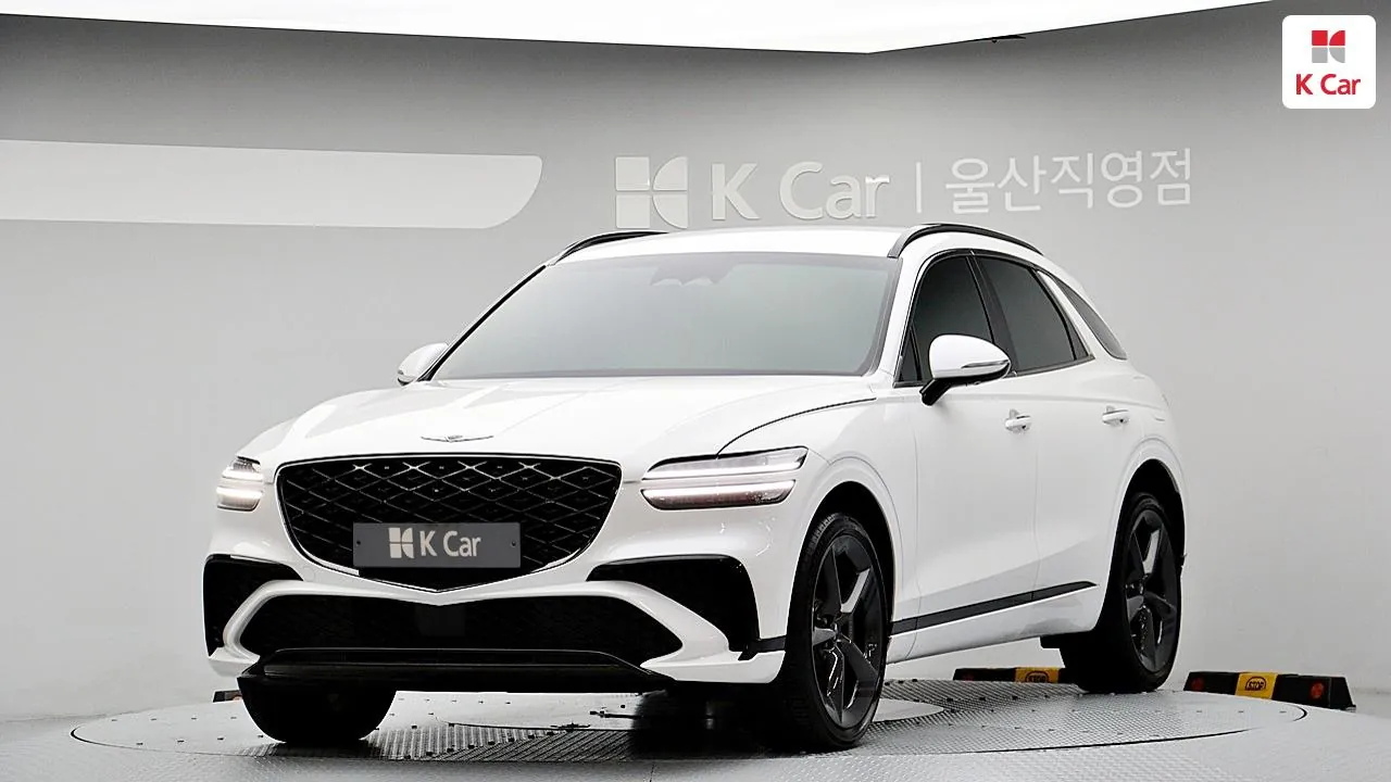 Genesis Gv70