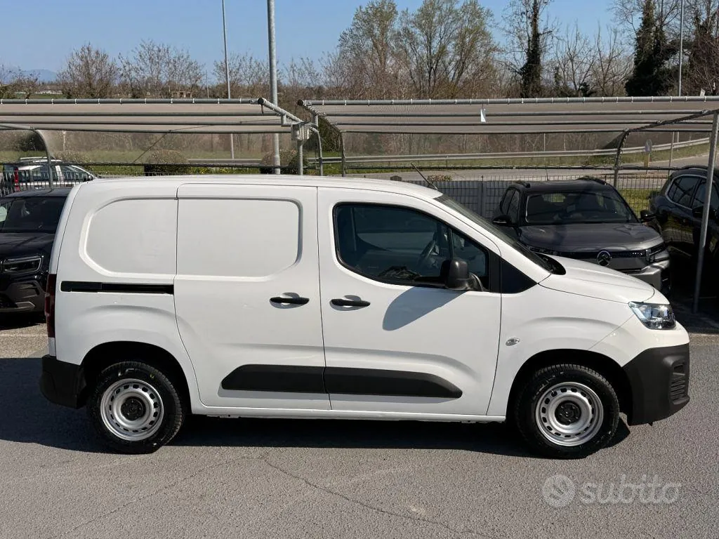 Citroen Berlingo 2022 photo 4