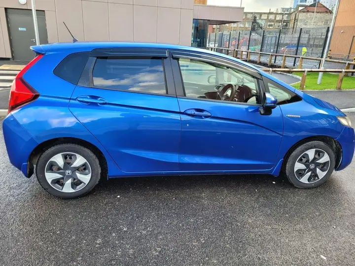Honda Fit 2026 photo 2