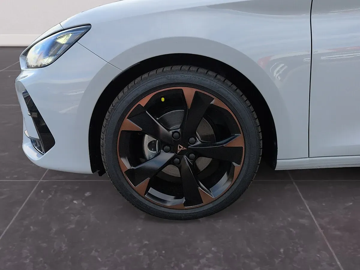 Cupra Leon 2026 photo 3