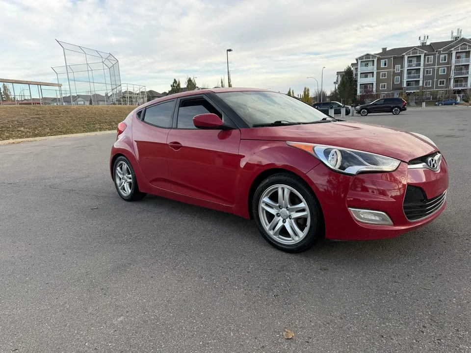 Hyundai Veloster 2013 photo 2