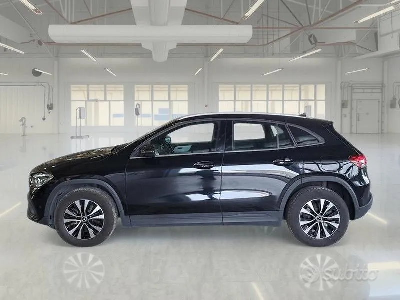 Mercedes-Benz Gla 2023 photo 5