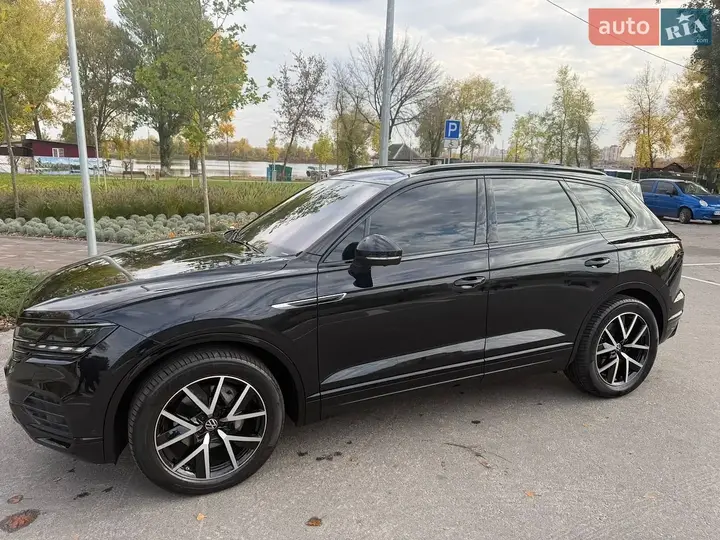 Volkswagen Touareg 2021 photo 4