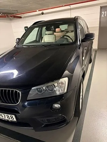 BMW X3 2012 photo 2