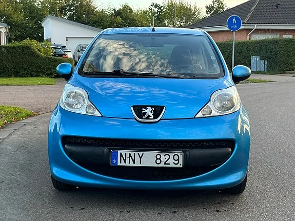 Peugeot 107 2007 photo 2
