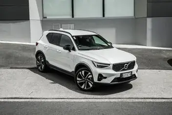 Volvo Xc40 2024 photo 2