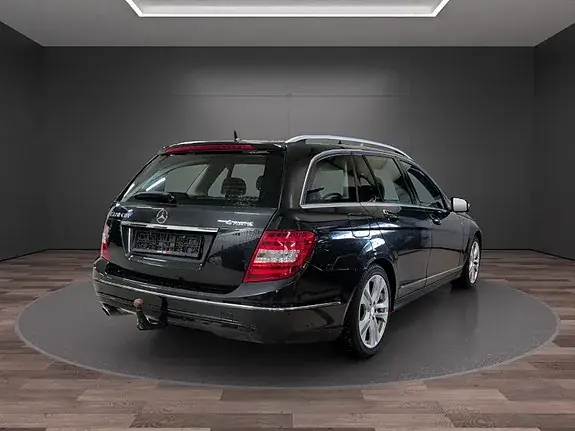 Mercedes-Benz C 220 2014 photo 5