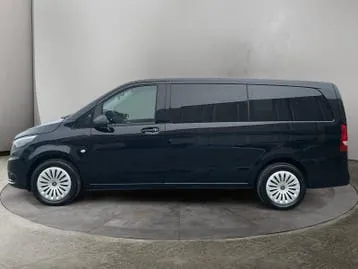 Mercedes-Benz Vito Tourer 2023 photo 2
