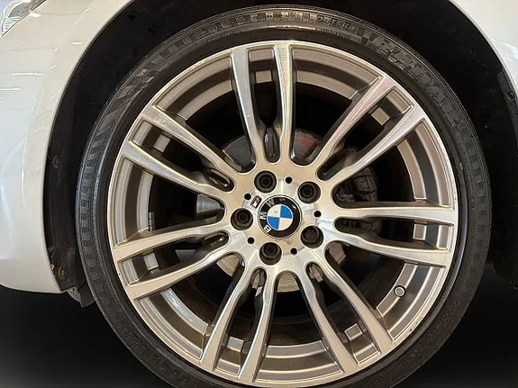 BMW 320D 2016 photo 4
