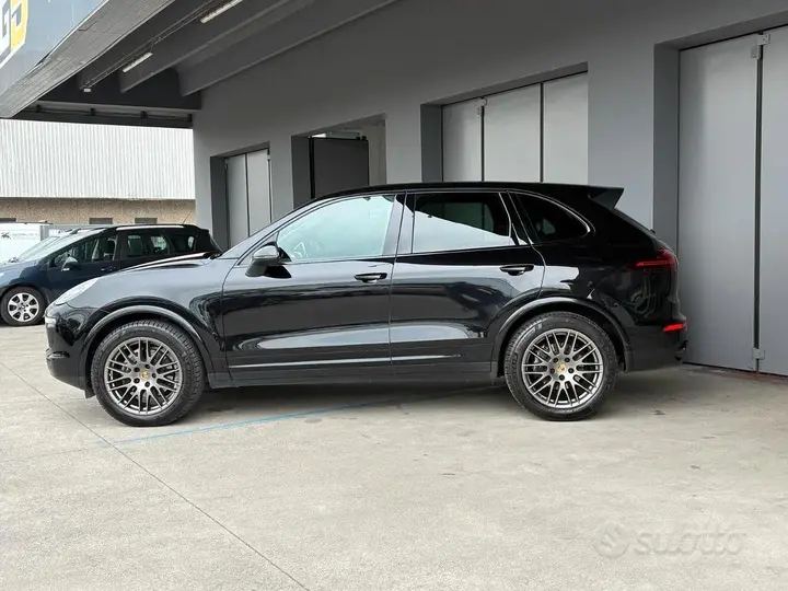 Porsche Cayenne 2017 photo 3