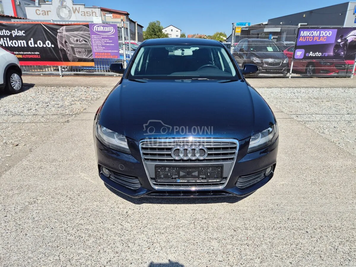 Audi A4 2010 photo 2