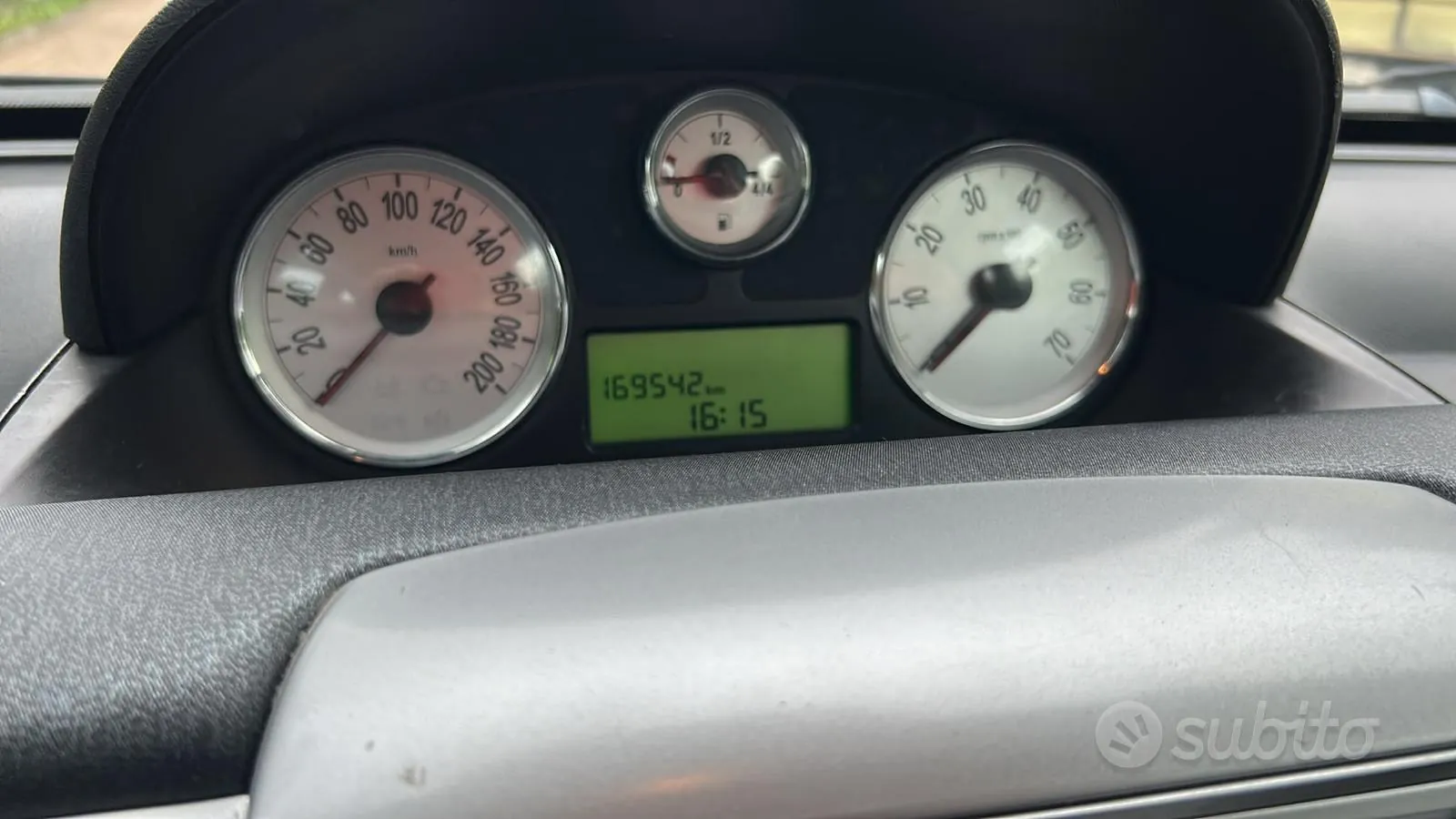 Lancia Ypsilon 2011 photo 5