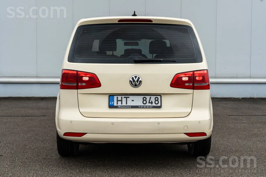 Volkswagen Touran 2014 photo 5