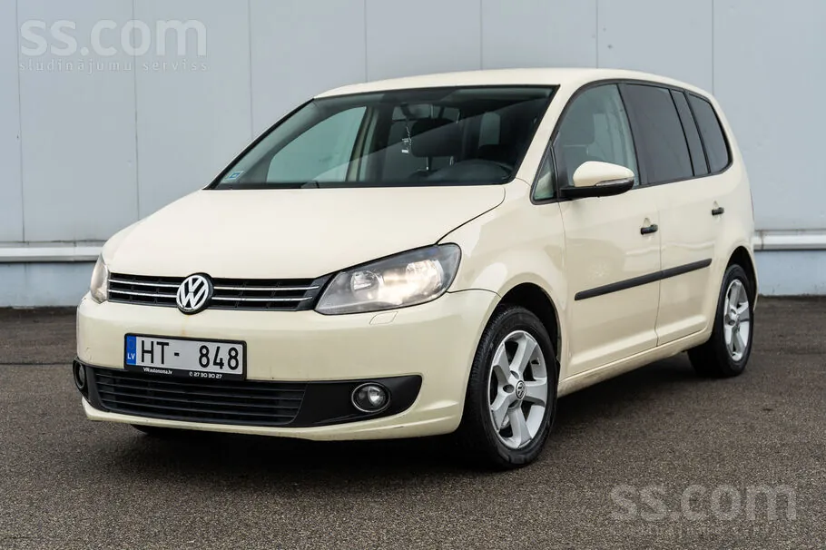 Volkswagen Touran 2014 photo 3