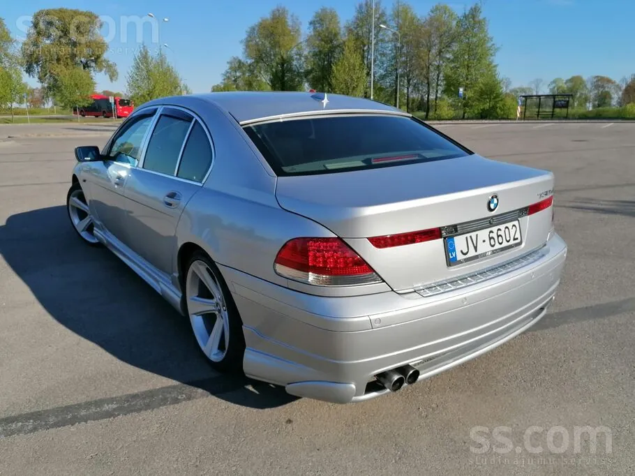 BMW 730 2003 photo 2