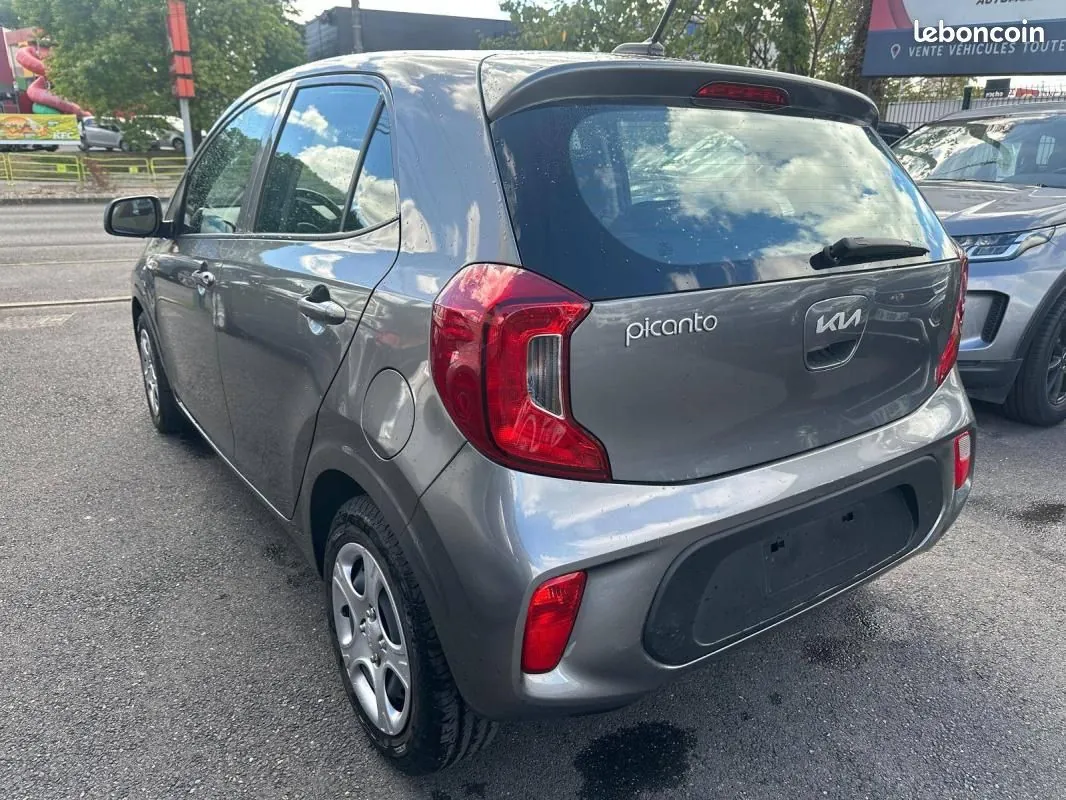 Kia Picanto 2023 photo 3