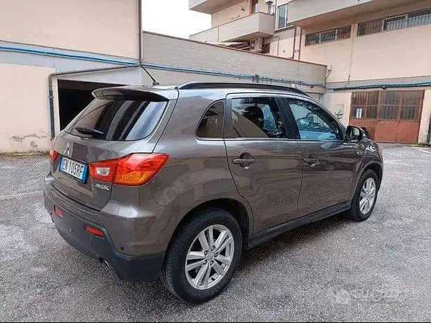 Mitsubishi Asx 2013 photo 3