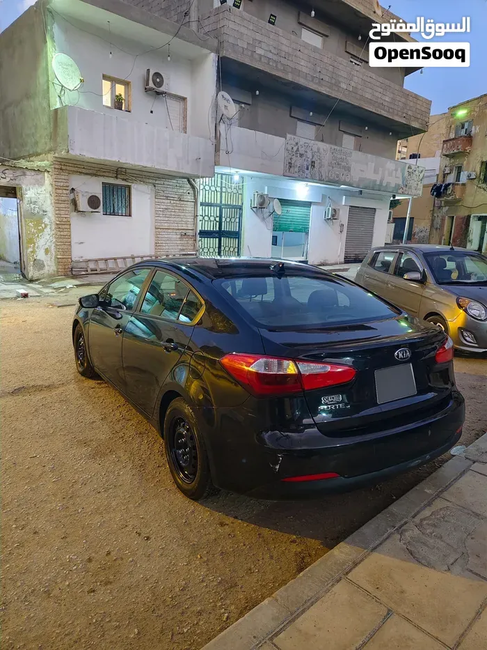 Kia Forte 2015 photo 2