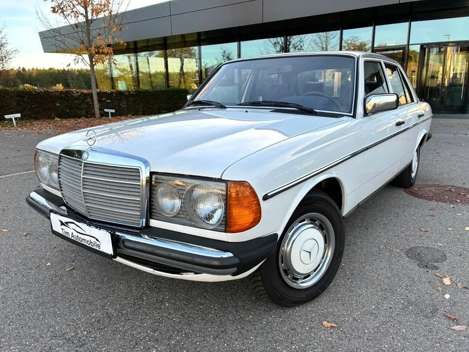 Mercedes-Benz 200