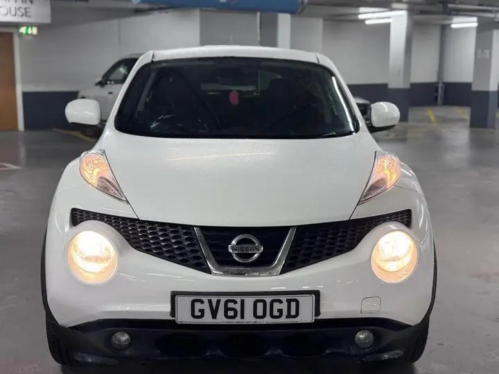Nissan Juke 2011 photo 2