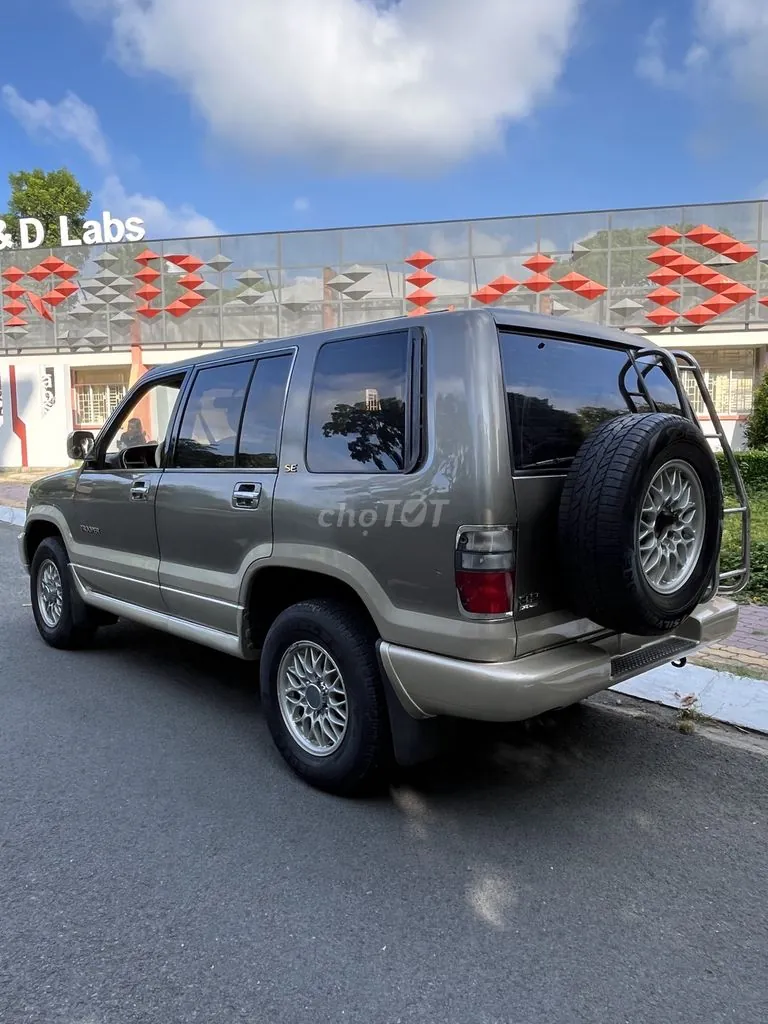 Isuzu Trooper