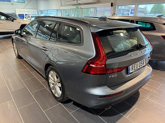 Volvo V60 2019 photo 4