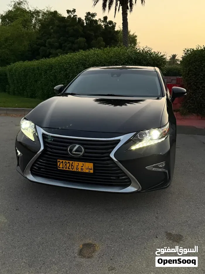Lexus Es 350 2018 photo 2