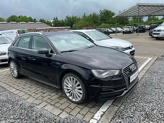 Audi A3 2014 photo 2