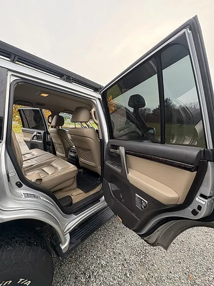 Toyota Land Cruiser 2008 photo 2