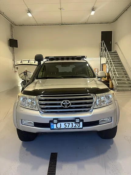 Toyota Land Cruiser 2008 photo 4