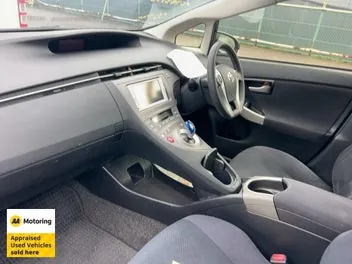 Toyota Prius 2014 photo 3