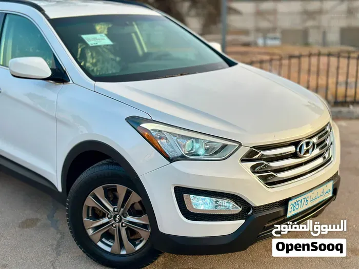 Hyundai Santa Fe 2015 photo 2