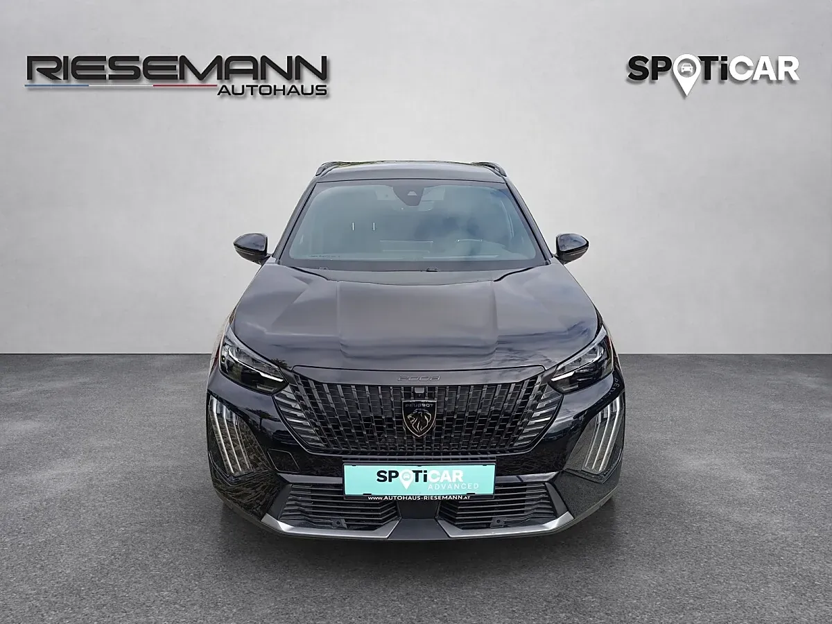 Peugeot E-2008 2024 photo 3