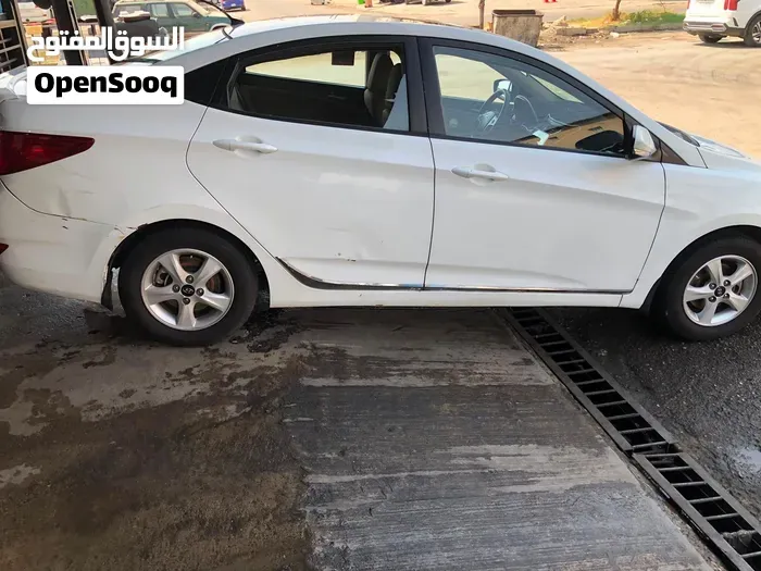 Hyundai Accent 2016 photo 3