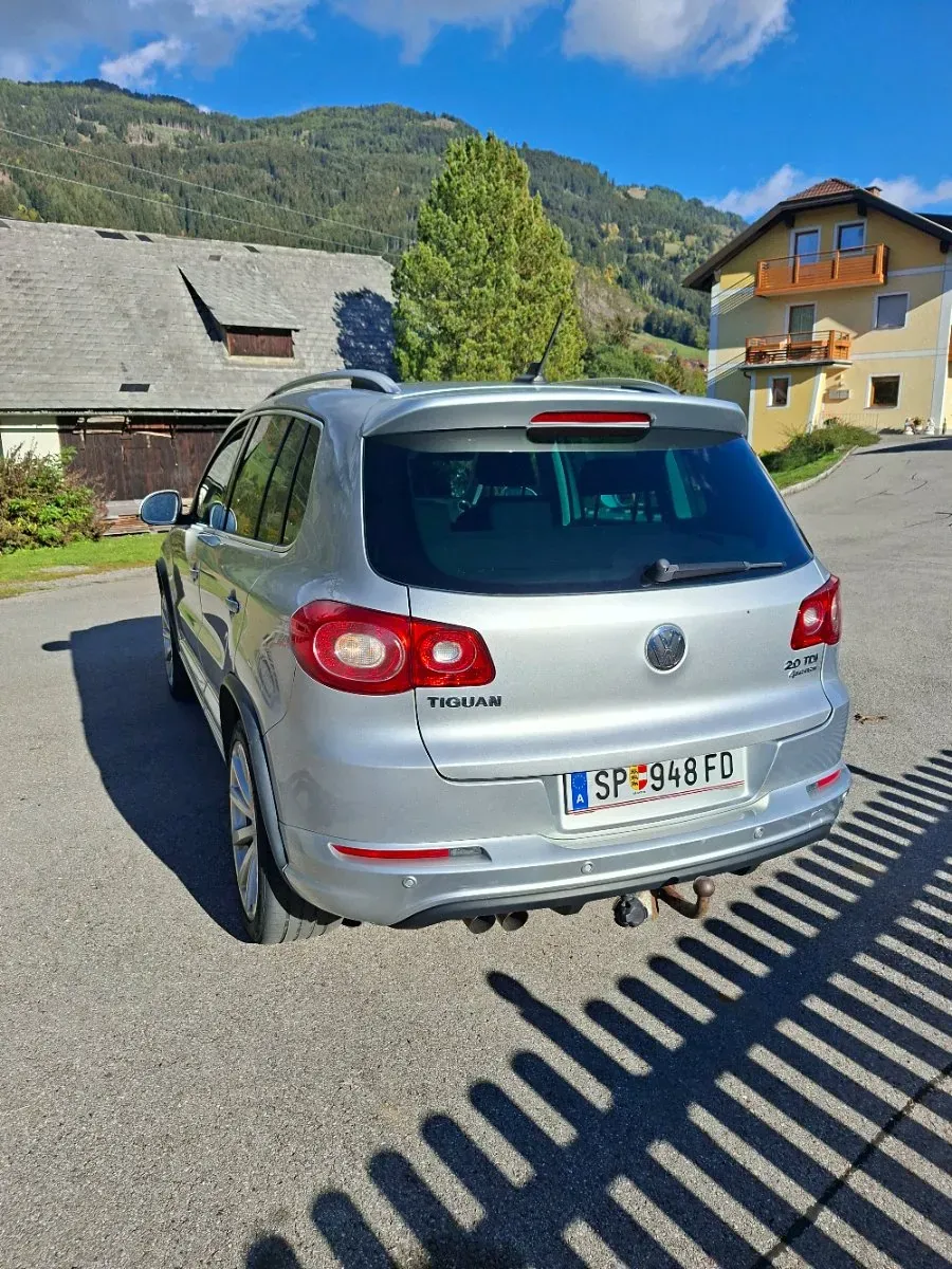 Volkswagen Tiguan 2010 photo 3