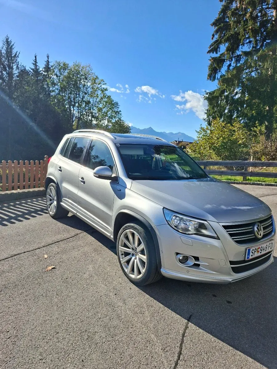 Volkswagen Tiguan 2010 photo 2