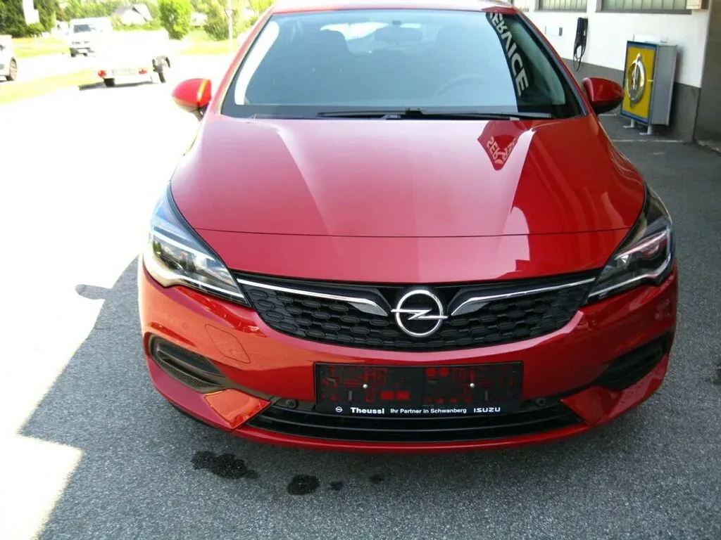 Opel Astra 2020 photo 2