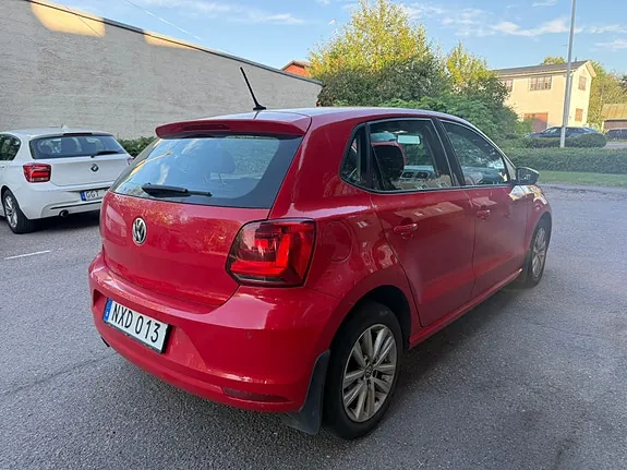 Volkswagen Polo 2016 photo 2
