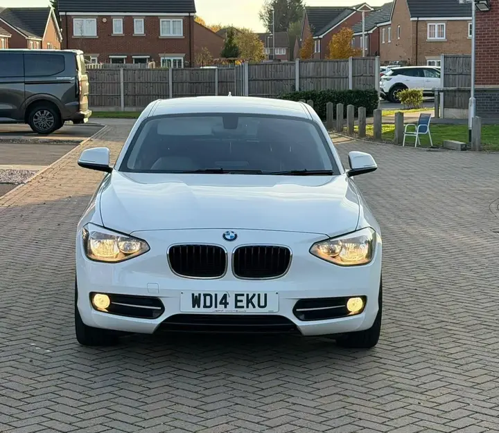 BMW 1 Series 2014 photo 2
