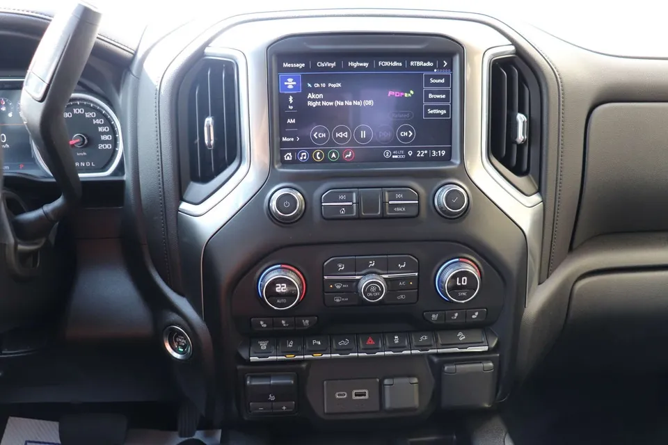 Chevrolet Silverado 3500Hd 2021 photo 2