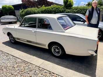 Ford Cortina 1965 photo 4