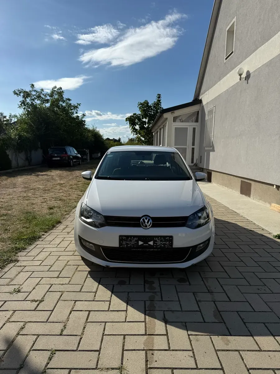 Volkswagen Polo 2011 photo 3