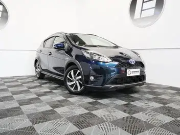 Toyota Aqua 2017 photo 2