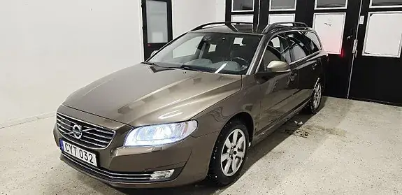 Volvo V70 2016 photo 2
