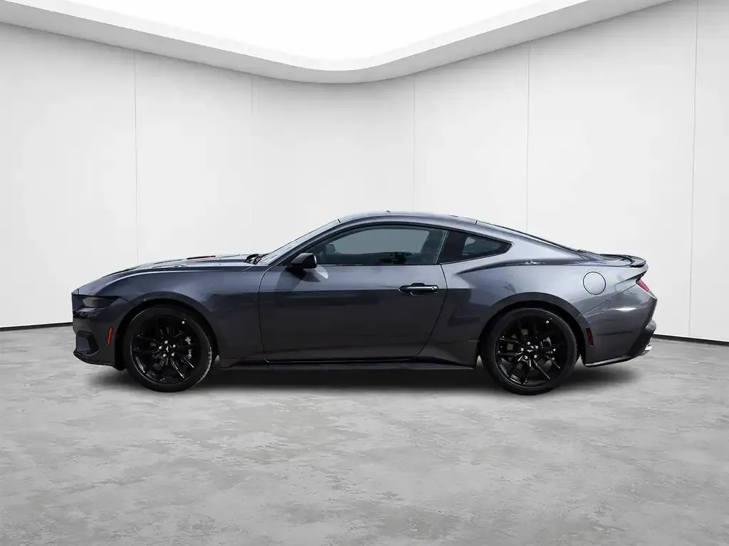 Ford Mustang 2026 photo 3