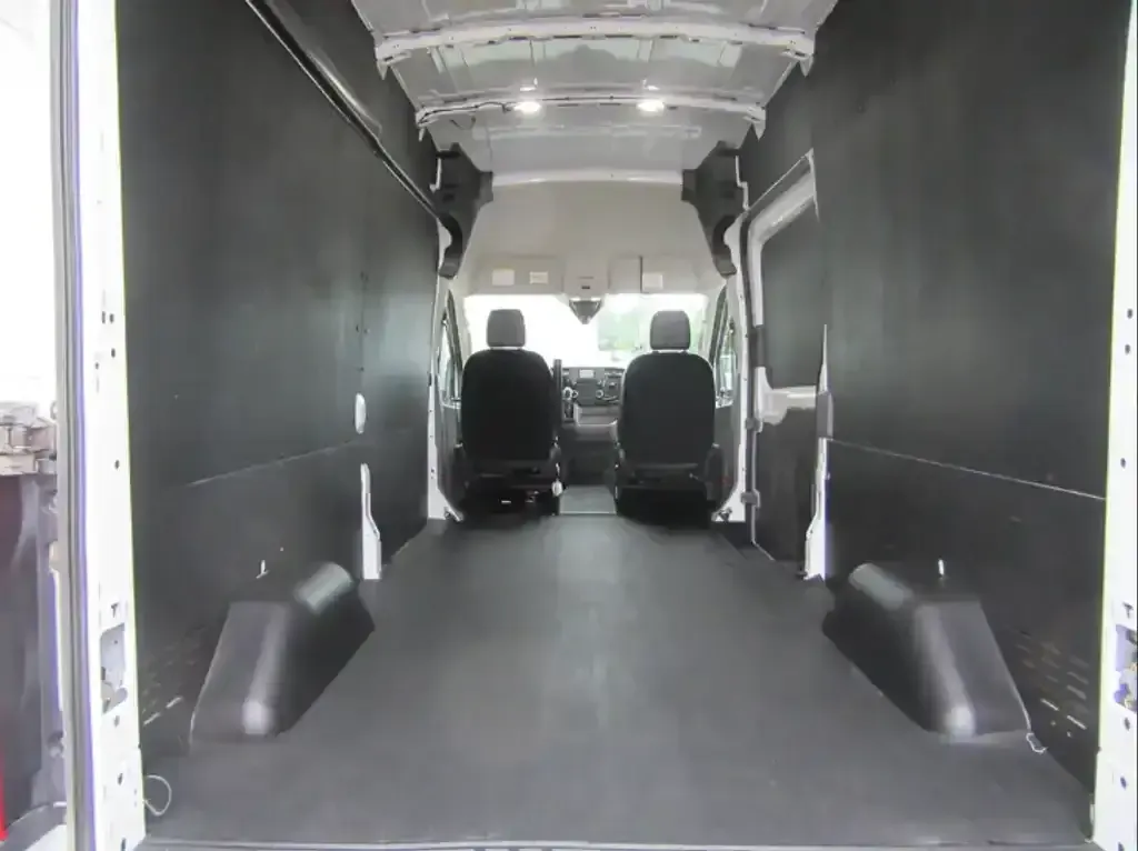 Ford Transit Cargo Van 2024 photo 5