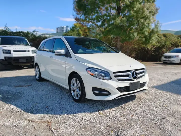 Mercedes-Benz B-Class 2015 photo 3